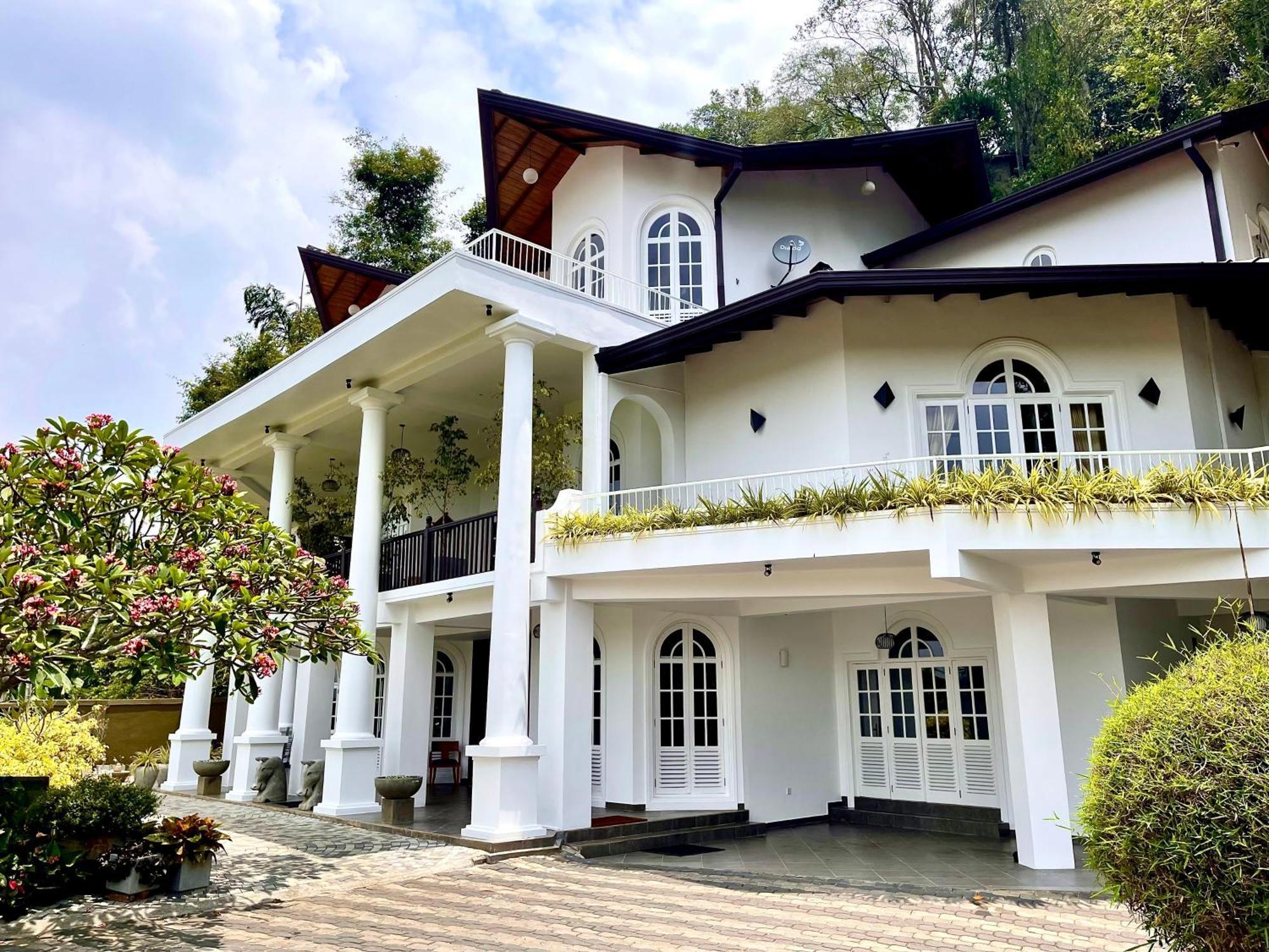 Samindra Villa Kandy Bagian luar foto