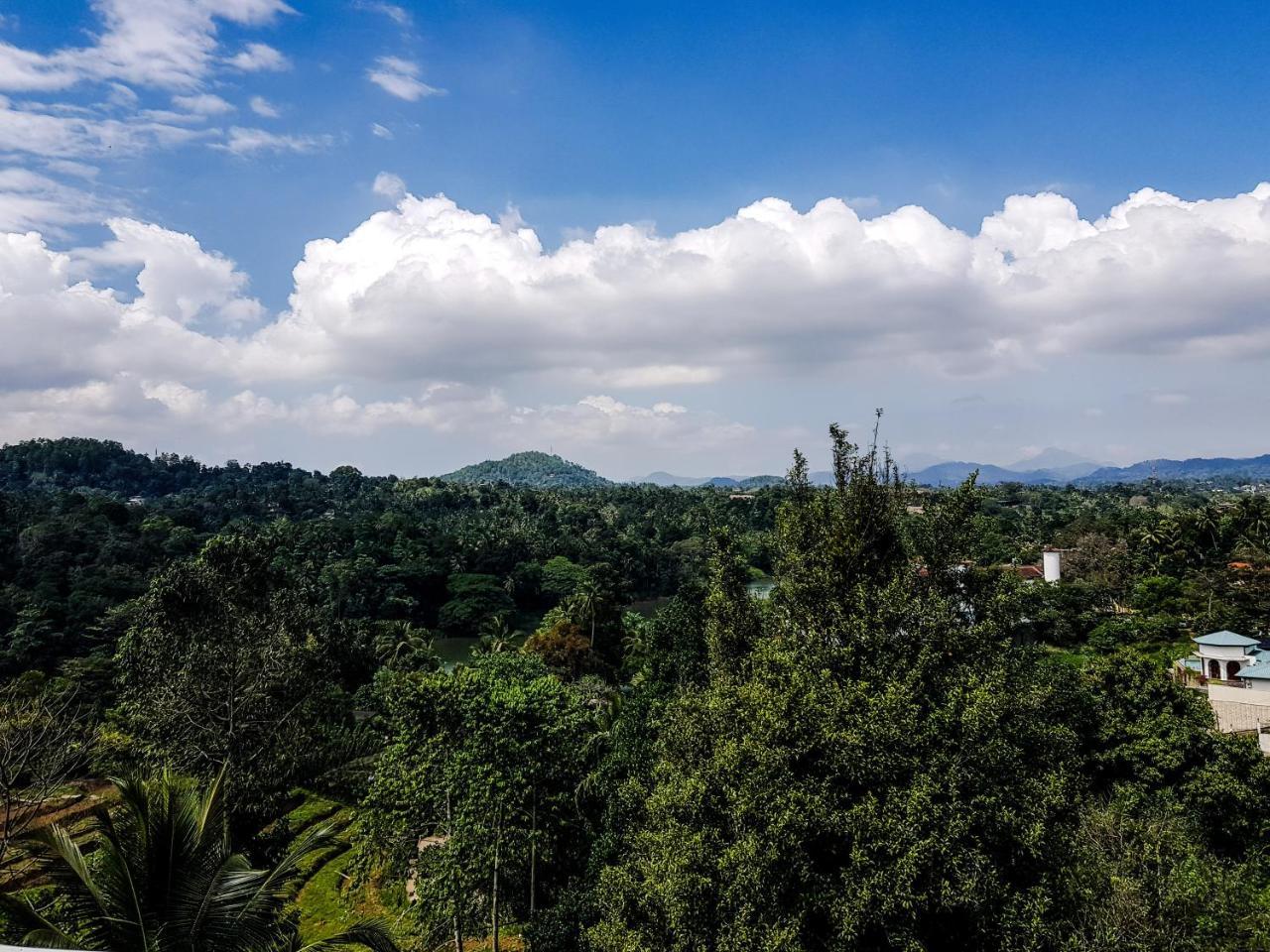 Samindra Villa Kandy Bagian luar foto