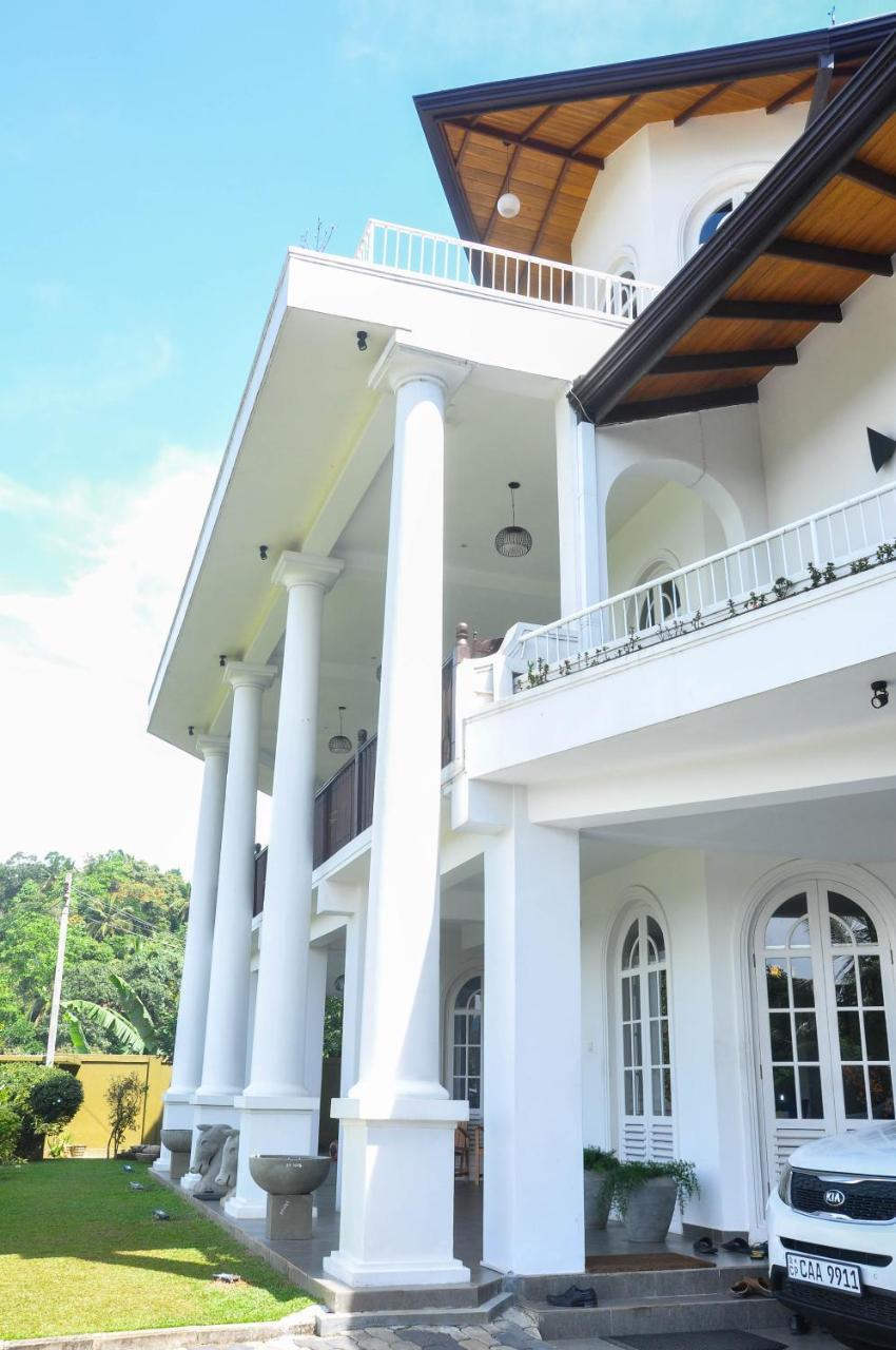 Samindra Villa Kandy Bagian luar foto