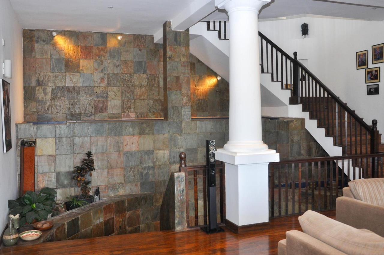Samindra Villa Kandy Bagian luar foto