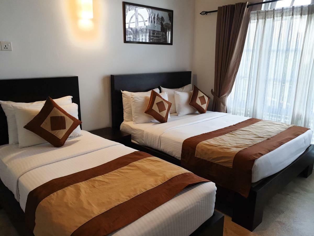 Samindra Villa Kandy Bagian luar foto